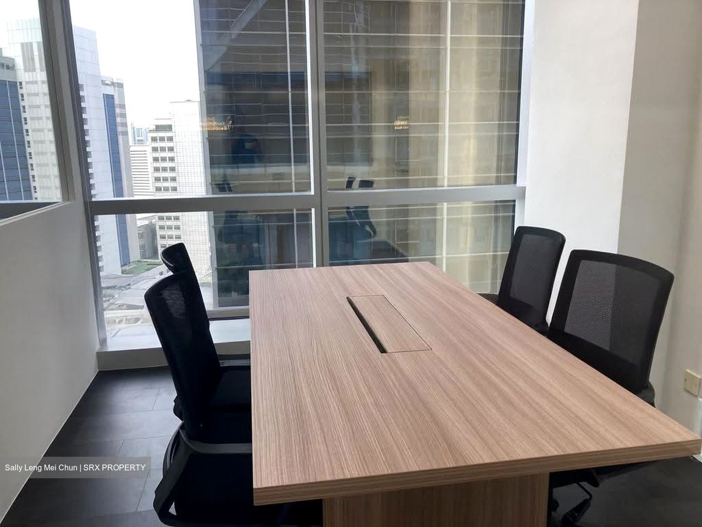Sbf Center (D1), Office #608644771